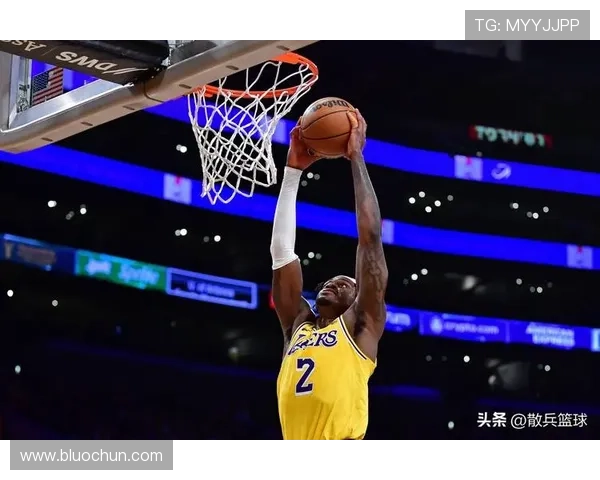 湖人大胜逼近西部第五东詹发威